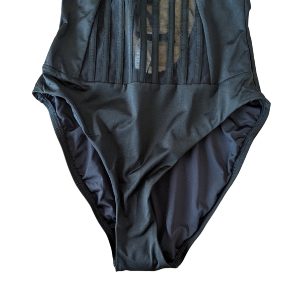 BCCG Maxazria Sheer Stripe Low Back One Piece Swimsuit - Picture 8 of 12